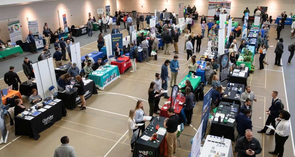 Students and potenial employers at the Career Expo on campus.